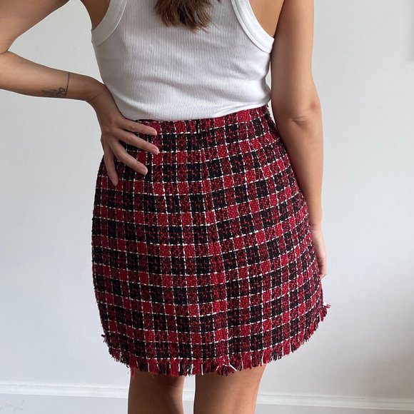 Stradivarius red plaid skirt, size US4 - Picture 3 of 5